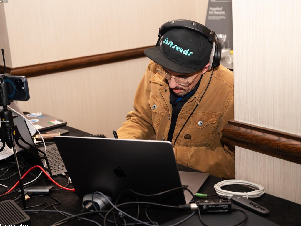 យុទ្ធសាស្ត្រនិងឱកាសសម្រាប់ភាពស្ថេរ